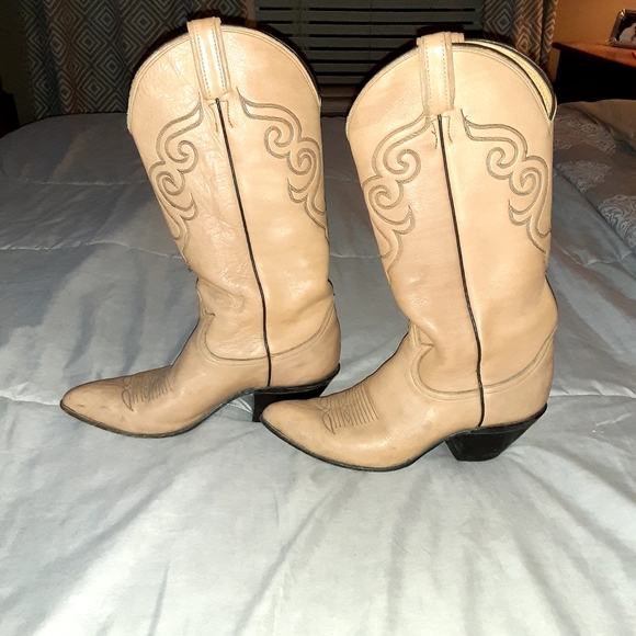 Cowboy Boots - Picture 4 of 4